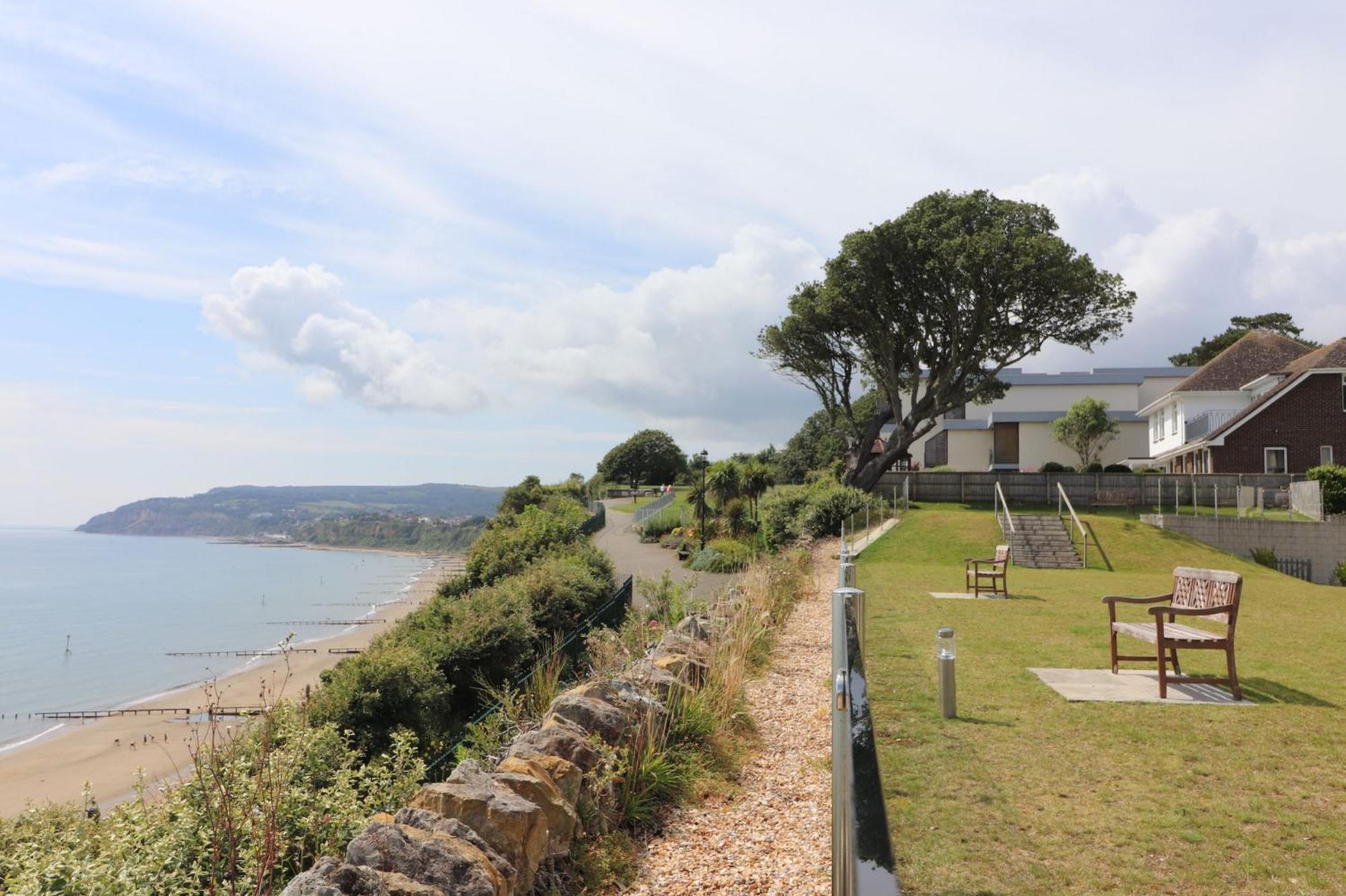 The Beach Retreat - Pet Friendly Sandown Exterior foto